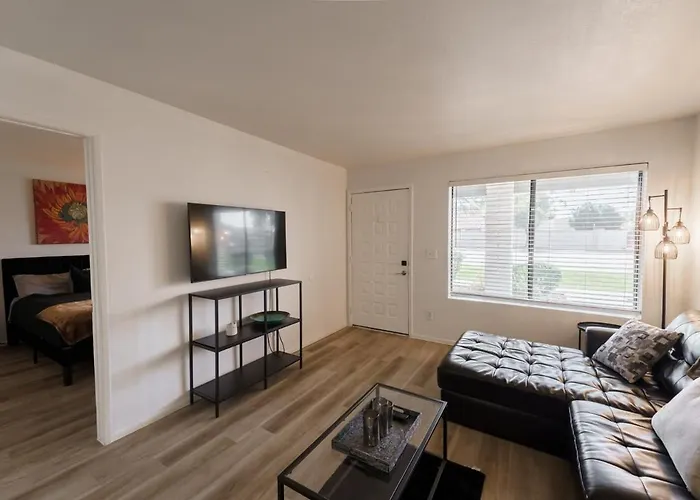 Elegant Dobson 1 Bedroom Apartment Mesa